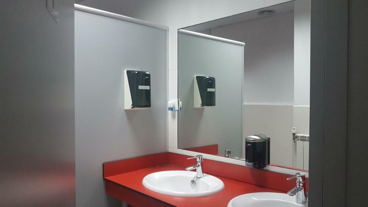 Hostel Royalty Albergue Santander Ngoại thất bức ảnh